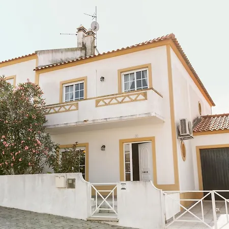 بيت للعطل Peniche House